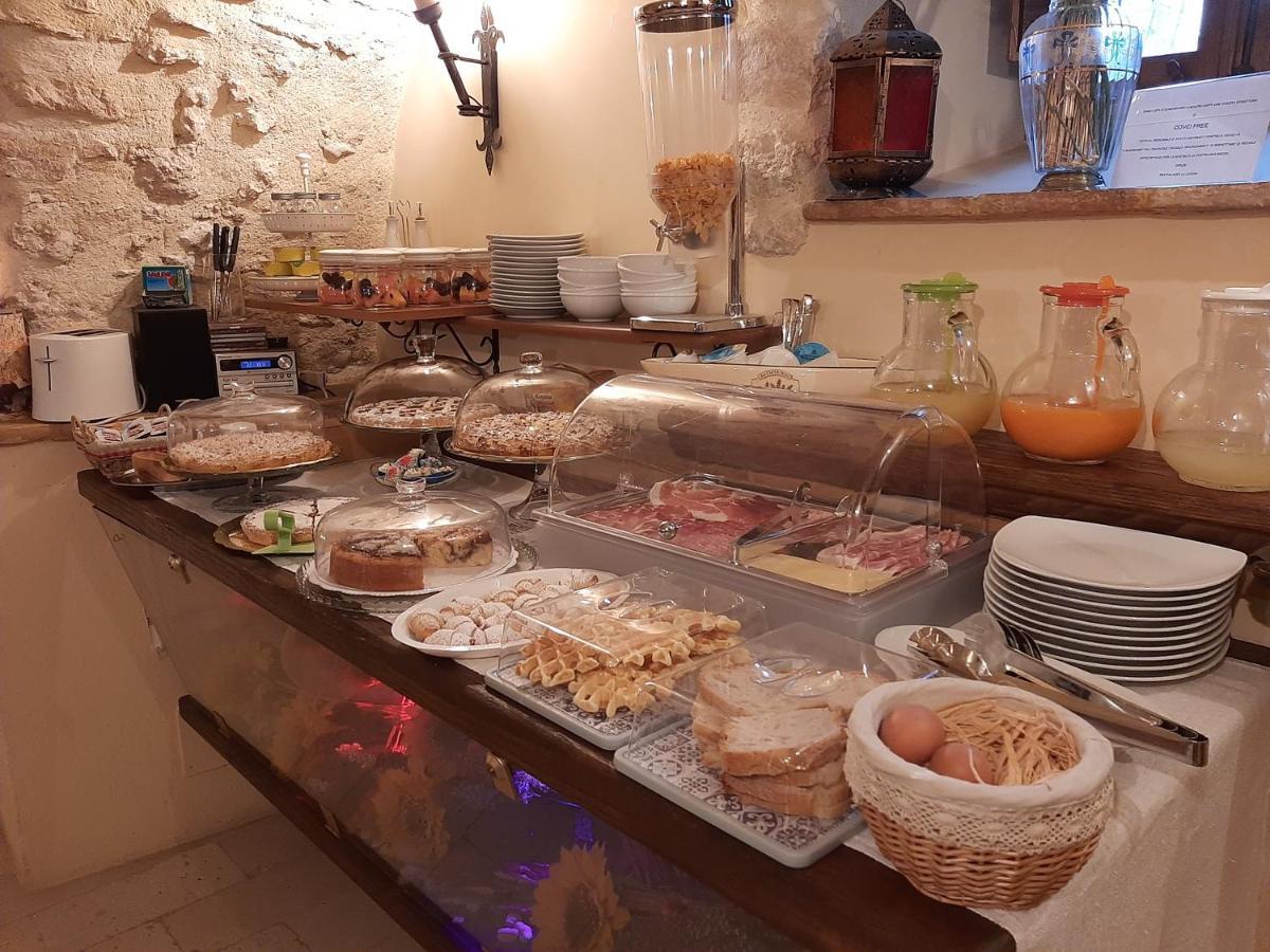 B&B Palazzo La Loggia Barisciano Dış mekan fotoğraf